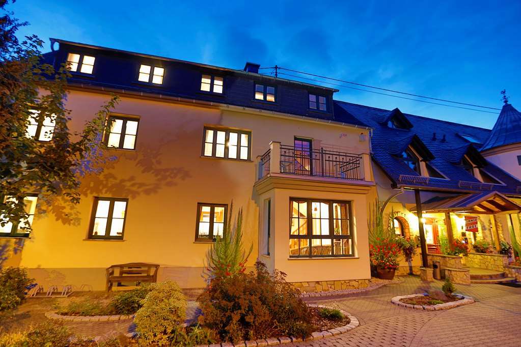 Landhotel Villa Moritz Garni Oberahr ภายนอก รูปภาพ