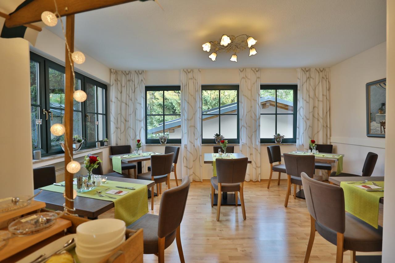 Landhotel Villa Moritz Garni Oberahr ภายนอก รูปภาพ