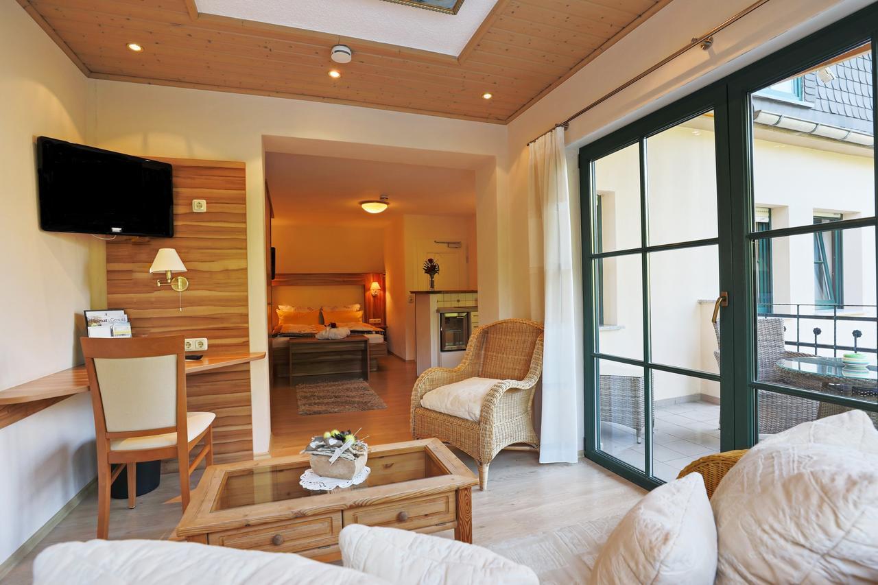 Landhotel Villa Moritz Garni Oberahr ภายนอก รูปภาพ